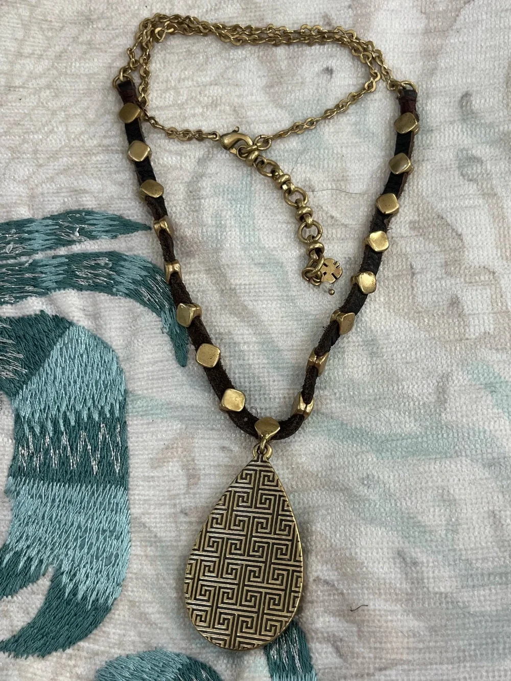 Brand New! Lucky Brand Gold Tone Faux Turquoise Pendant Necklace and Earrings